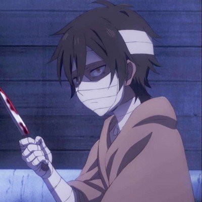 男子腰疼诊所理疗后四肢瘫痪